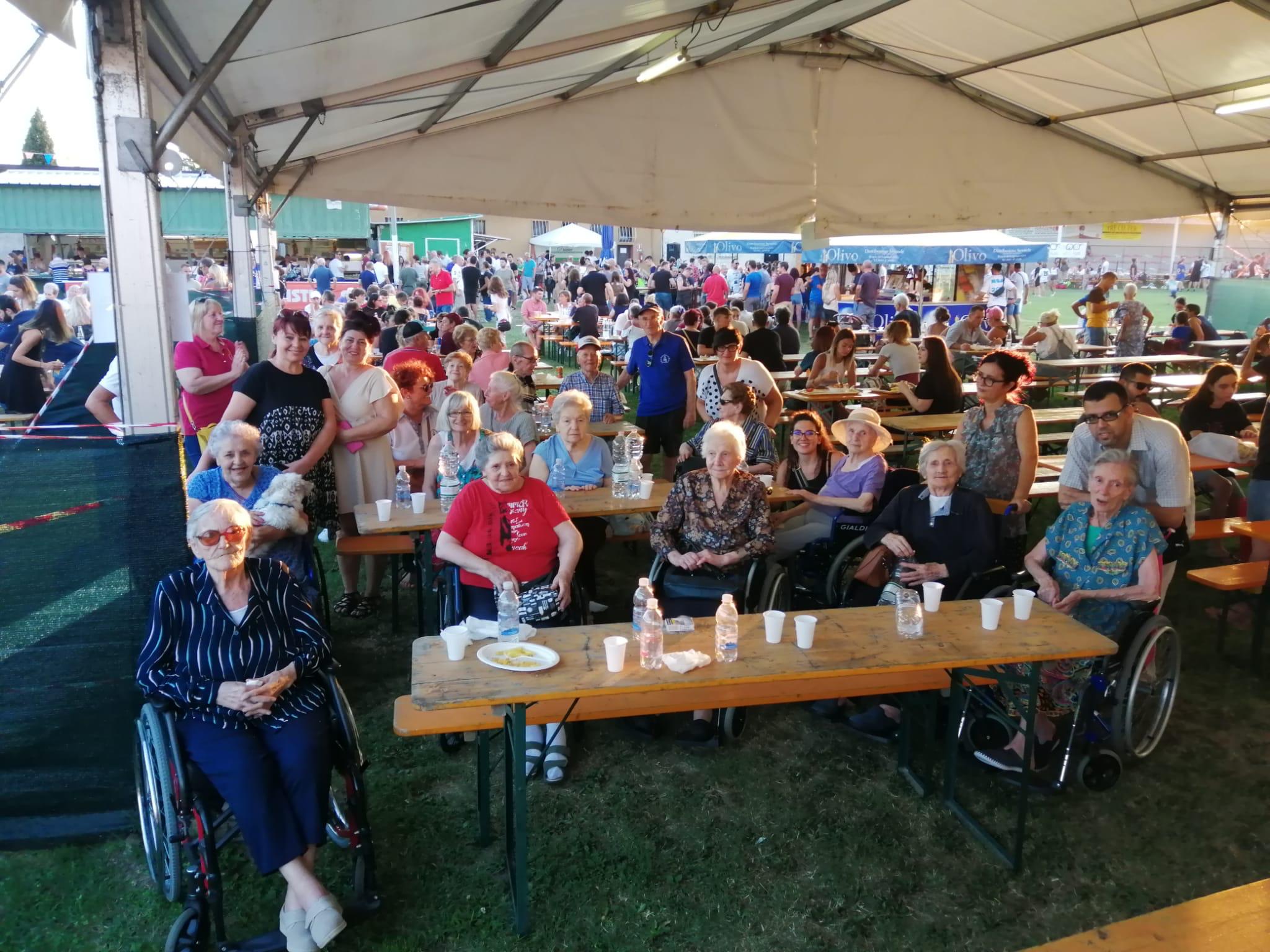 Immagine per Nonni in festa a Pieris, il pomeriggio speciale alla sagra dello Sport